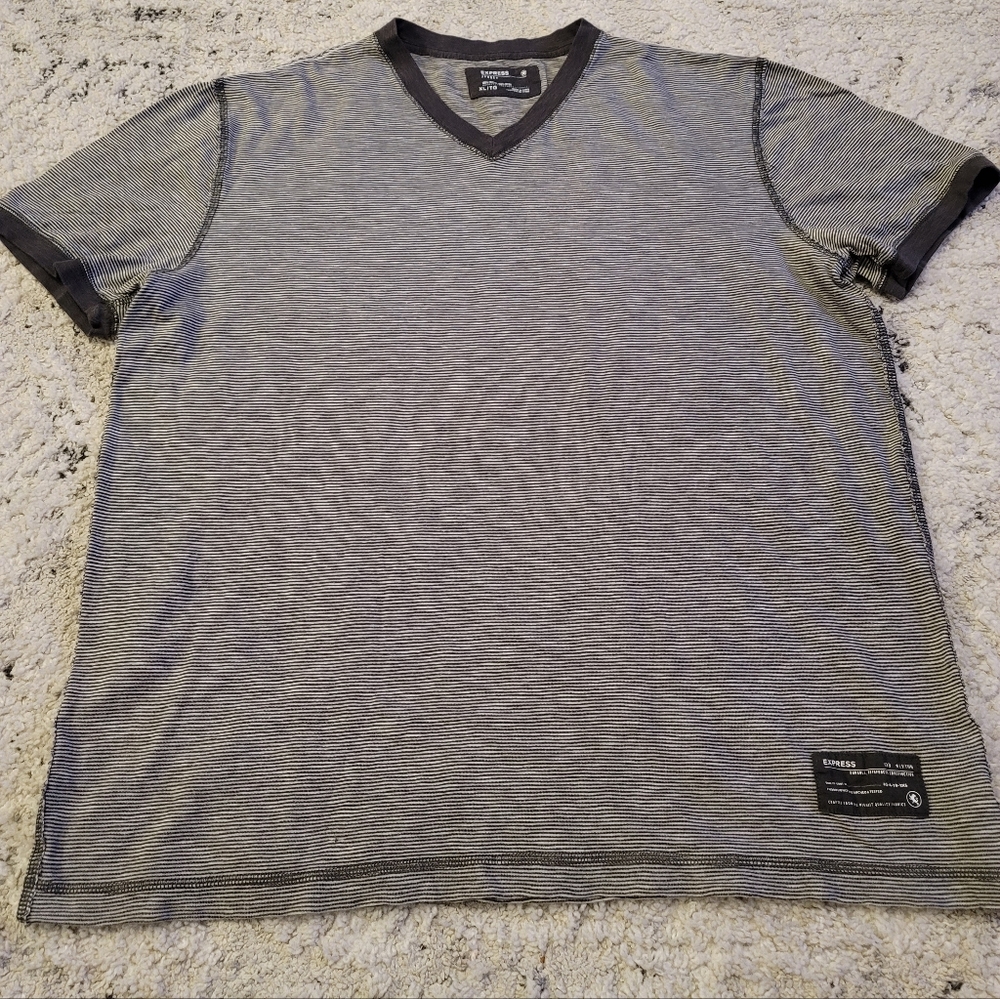 🆕️4 for 40🆕️Express Tee